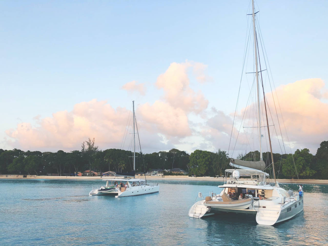 Über Die Grenzen Hinaus Segeln: Die Lagoon 460 Catamaran Entdecken