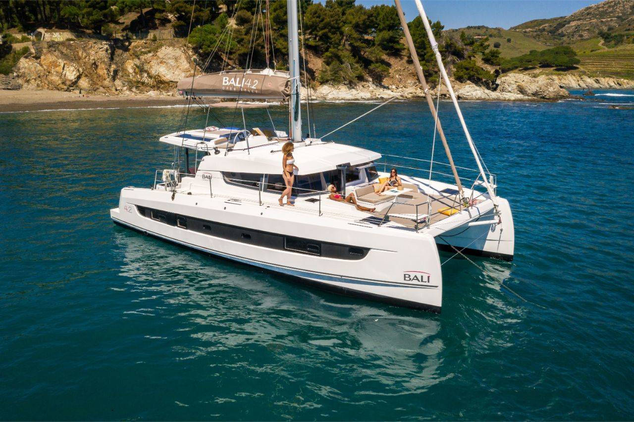 Charter de Catamarán en Croacia con Capitán