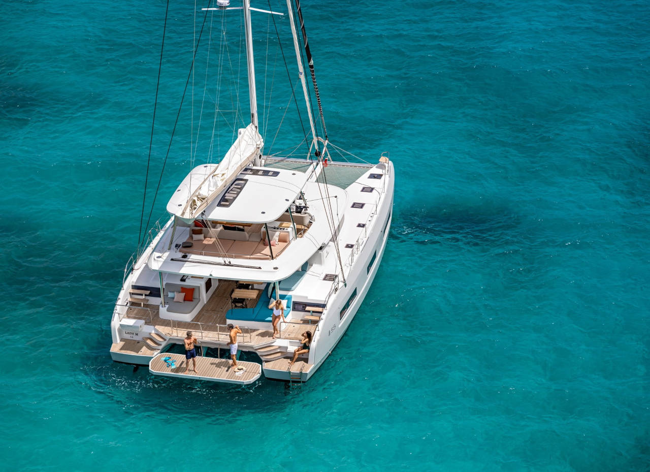 Charter de Catamarán en Croacia con Capitán