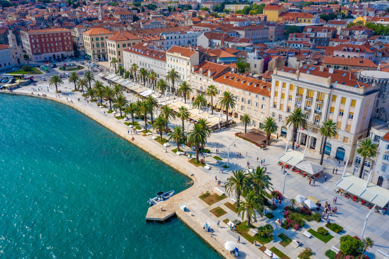 Seaside Splendor: A 7-Day Yacht Charter Odyssey Starting in Split