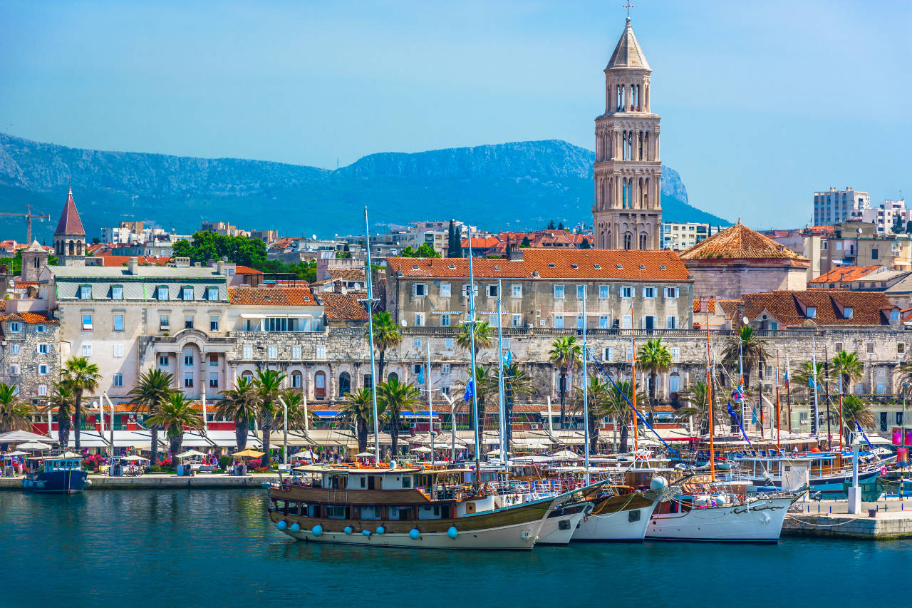 Seaside Splendor: A 7-Day Yacht Charter Odyssey Starting in Split