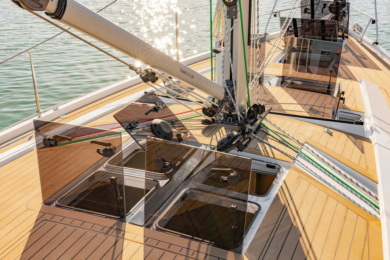 Sail into Luxury and Performance with the Hanse 460: A Masterpiece of Sailing Innovation