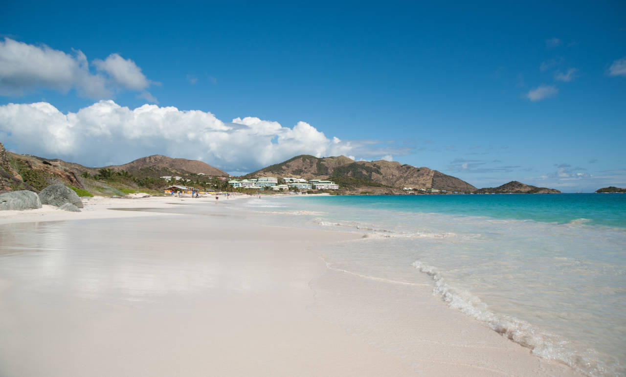 Exploring the Enchanting Yacht Charter Destinations in St. Martin, Caribbean