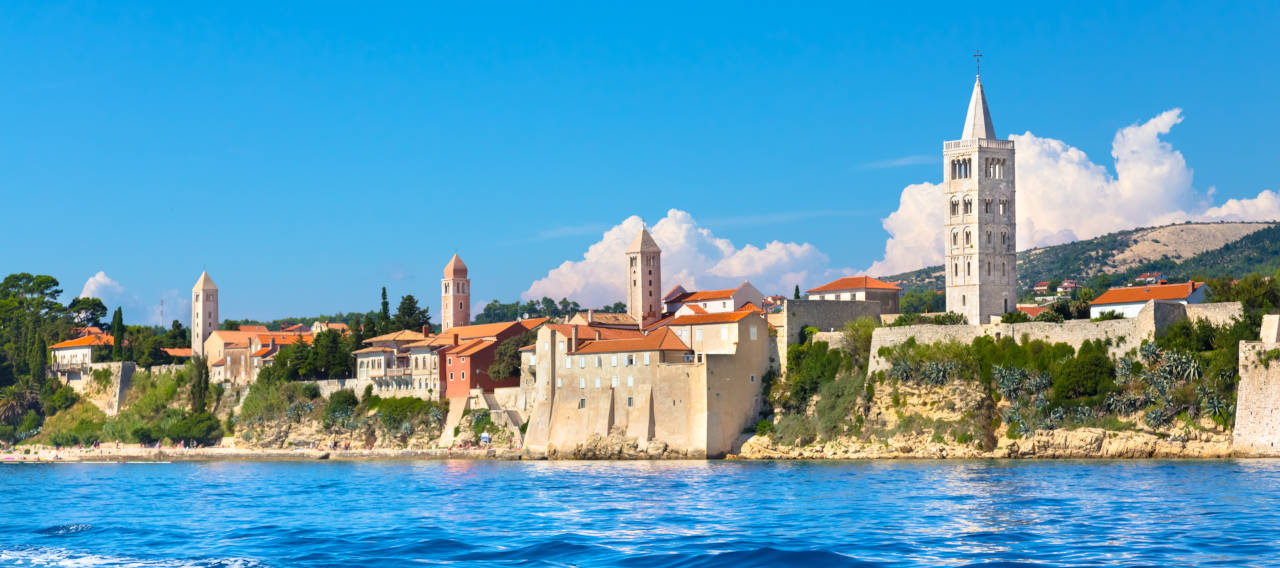 Unveiling the Wonders of the North Adriatic: Yacht Charter Adventures from Zadar or Pula