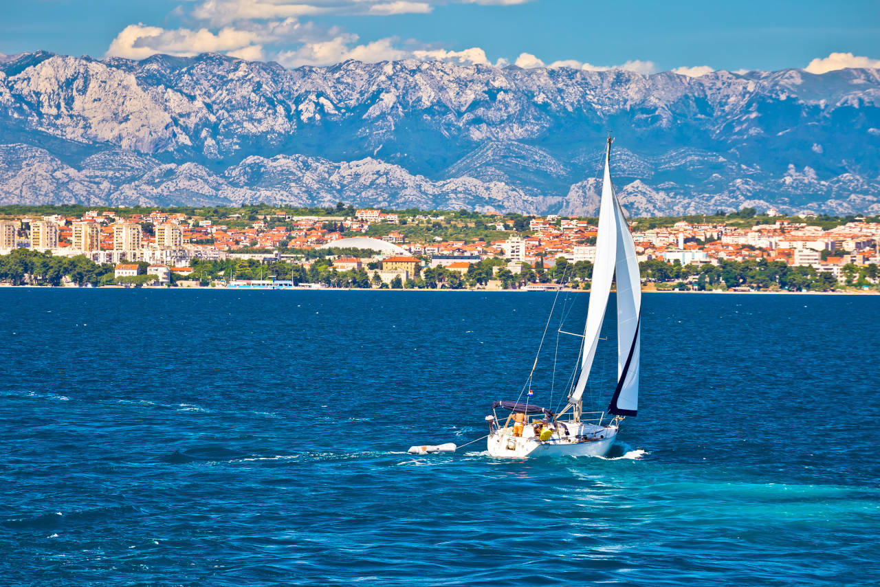 Zadar Yacht Charter: Ihr Tor zum Adriatischen Glück