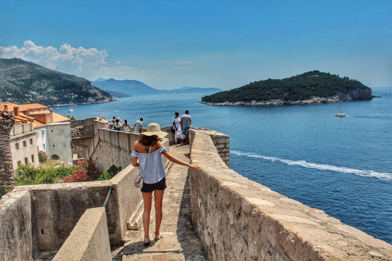 Dubrovnik Yacht Charter: Embrace the Serenity of the Adriatic on a Luxurious Voyage