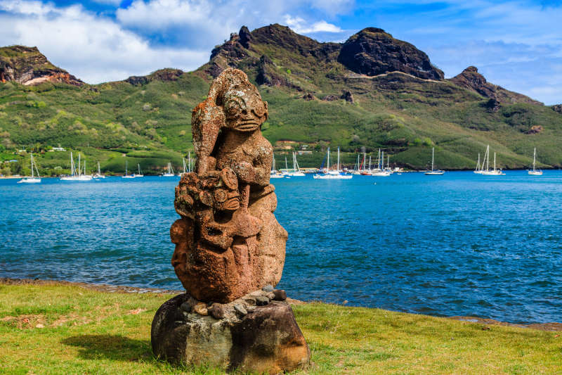 Noleggio di Yacht in Polinesia Francese: Esplorando il Paradiso sulle alte Mare