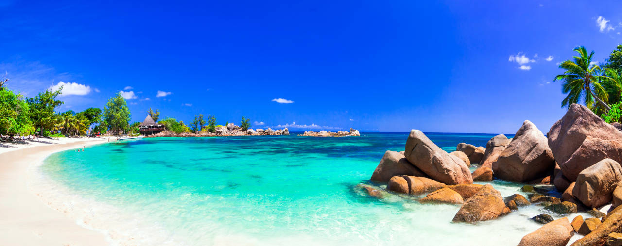 Seychelles Yacht Charter: Exploring Enchanting Destinations in Luxury