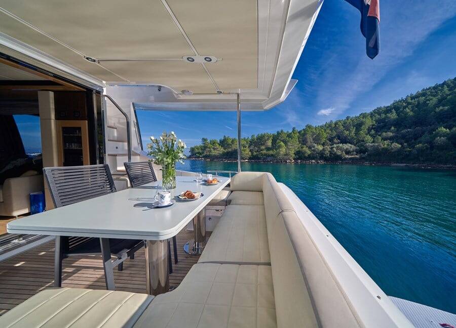 Azimut 72 Relax of Croatia