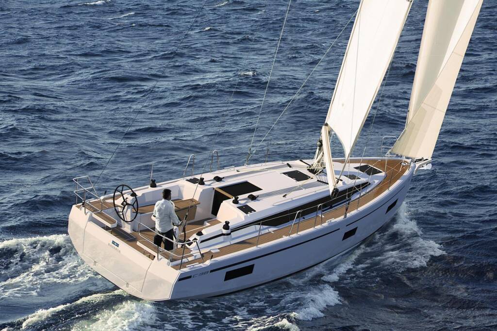 Bavaria C38 PRESTIGE