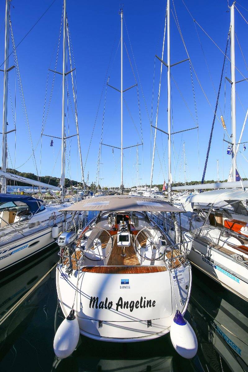 Sailing yacht Bavaria Cruiser 37 Malo Angeline
