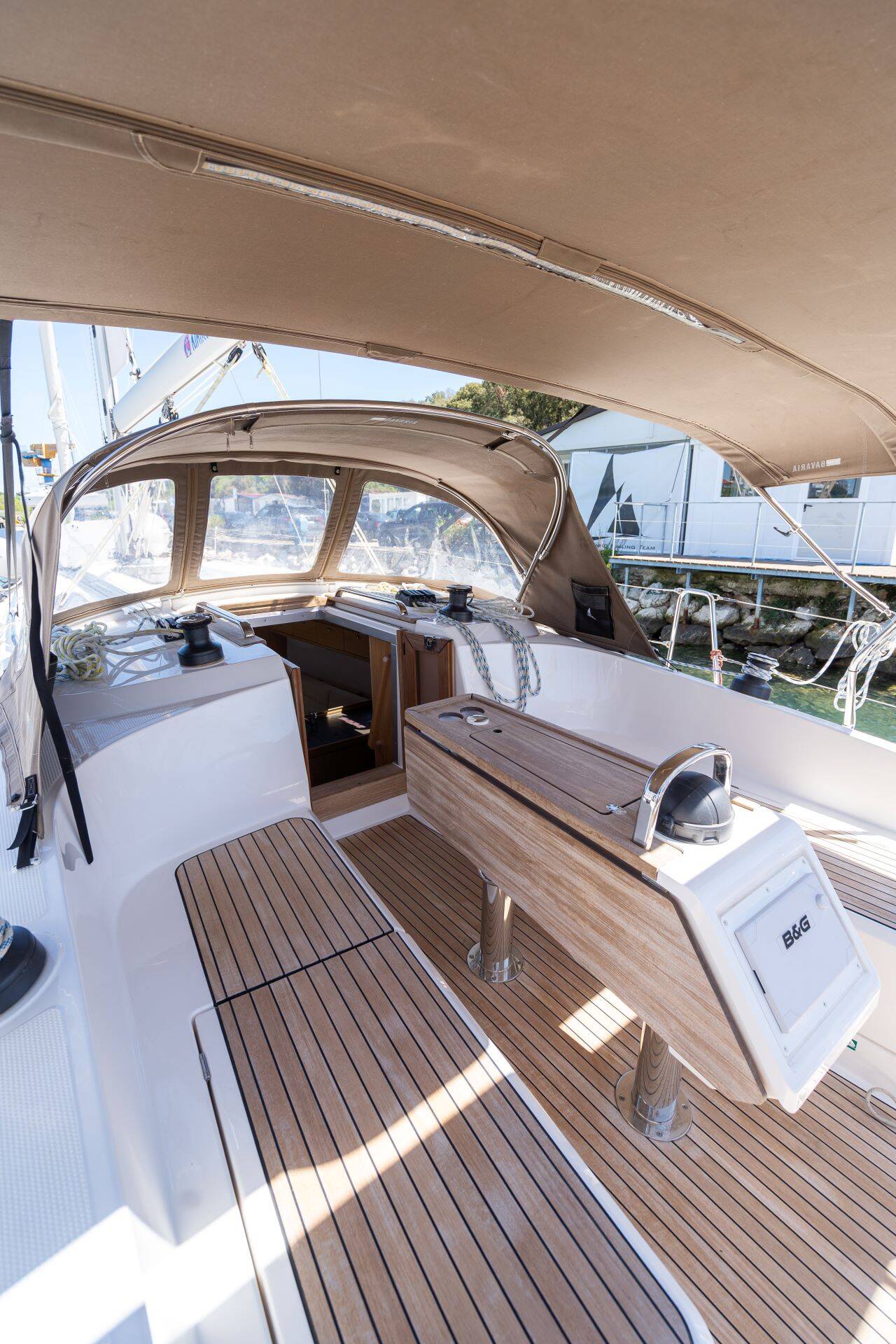 Bavaria Cruiser 37 Kata