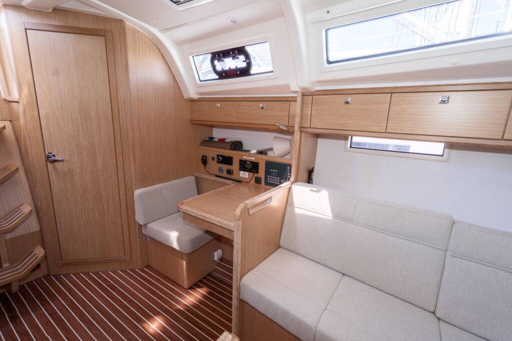 Bavaria Cruiser 37 Kata