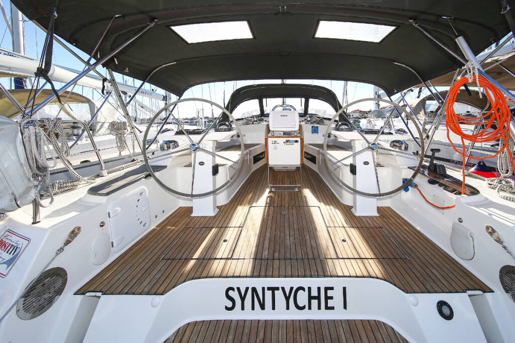 Sailing yacht Bavaria Cruiser 45 Syntyche
