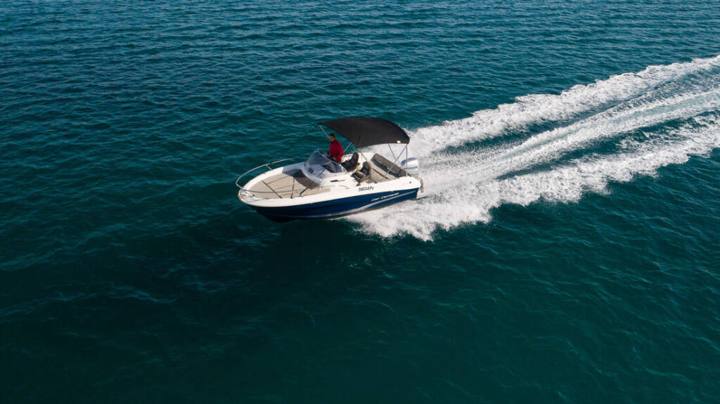 Motor yacht Cap Camarat 5.5 WA Cap Camarat 5.5 WA
