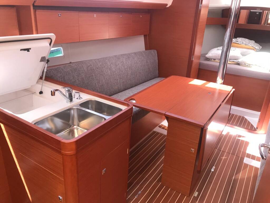 Dufour 360 GL Koki