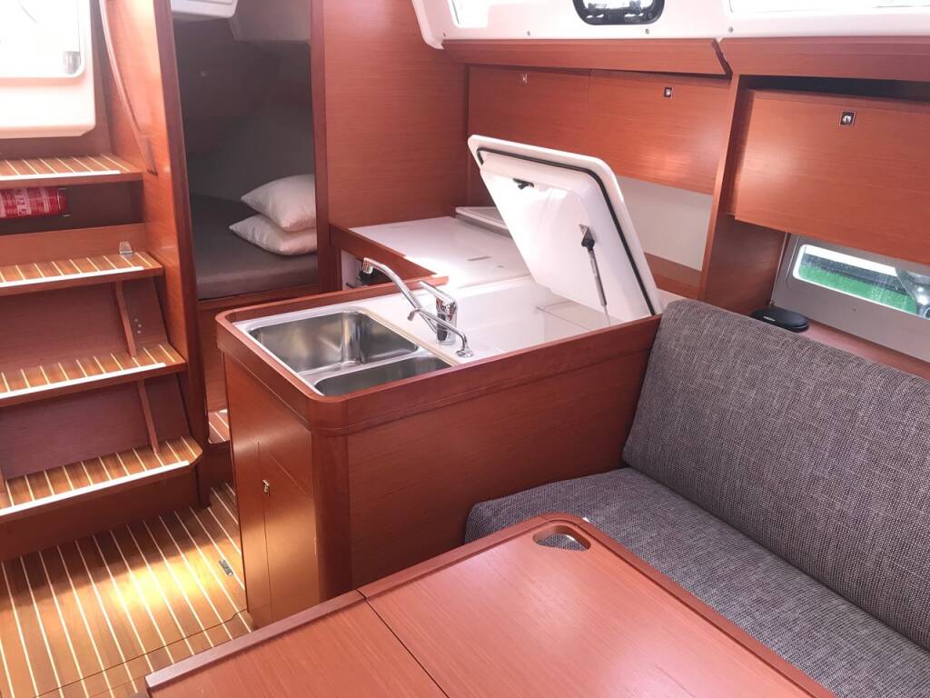 Dufour 360 GL Koki