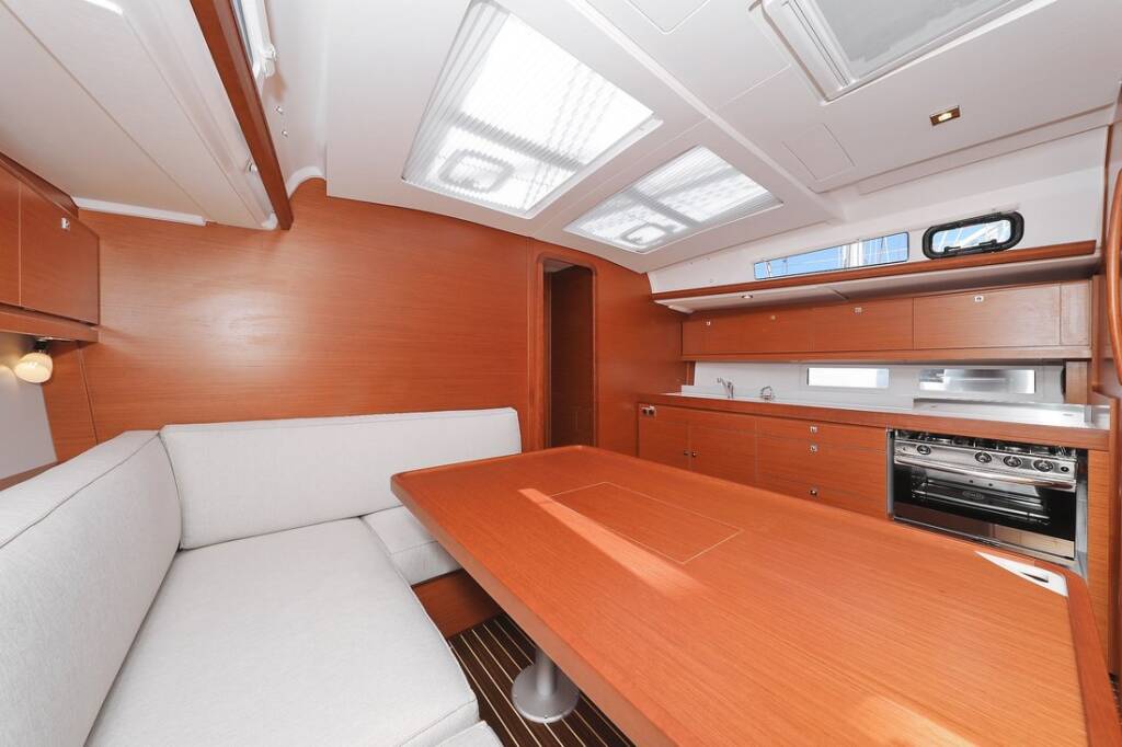 Dufour 460 GL SunnyLife