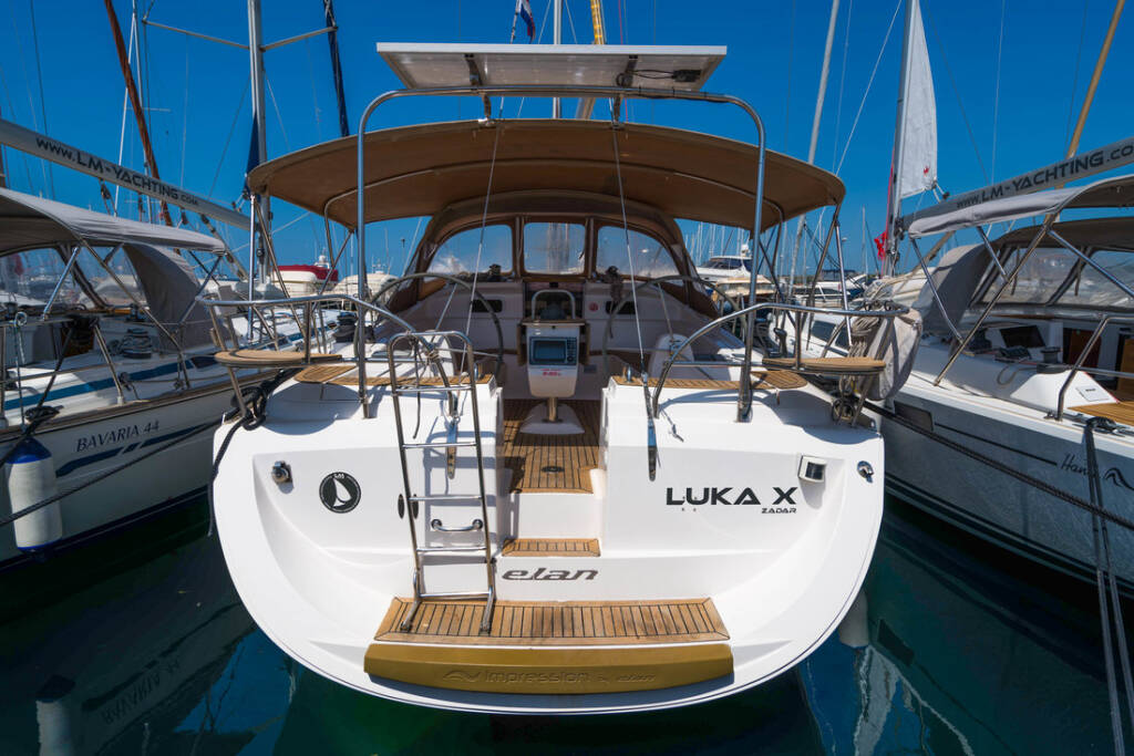 Sailing yacht Elan 434 Impression Luka X