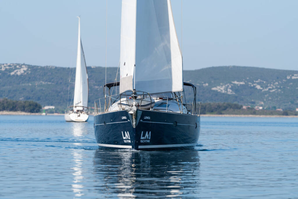 Sailing yacht Elan 514 Impression Lenka