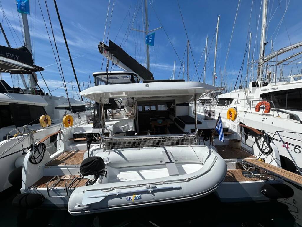 Lagoon 43 Zen 2
