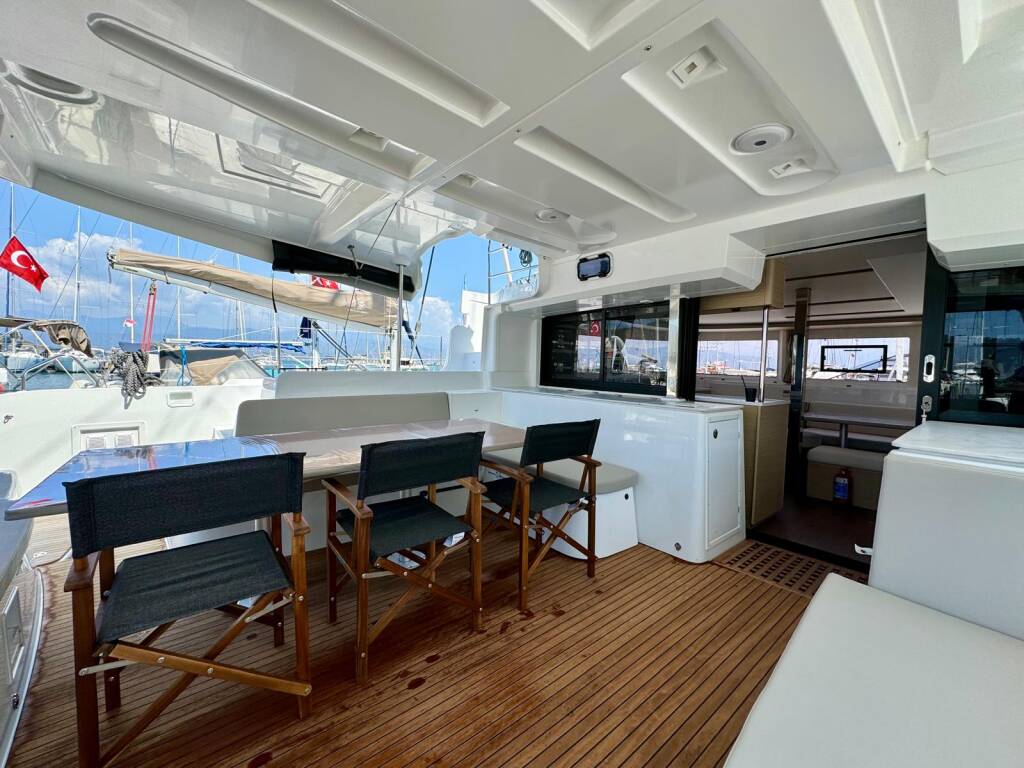 Lagoon 46 Sail Andromeda