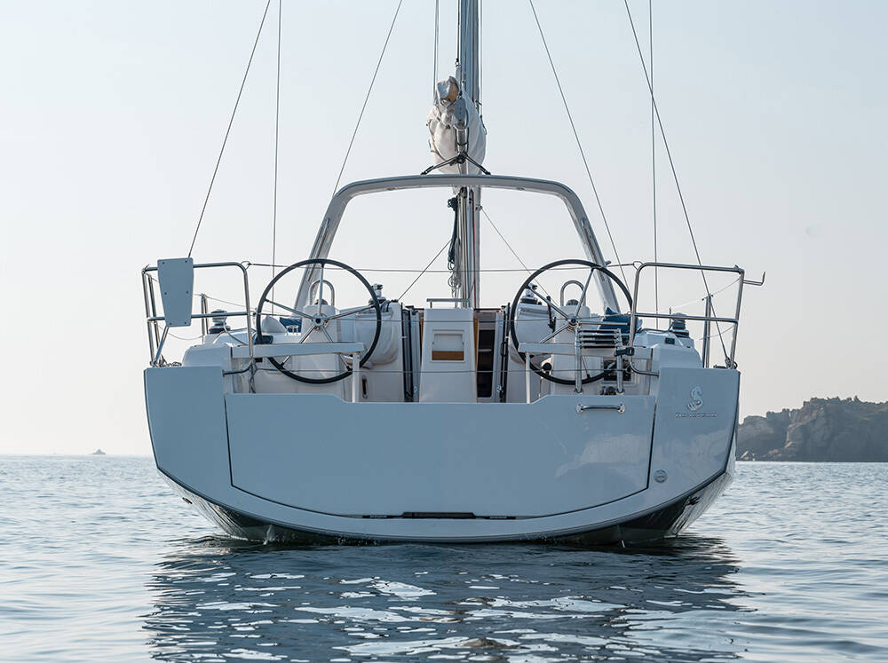 Sailing yacht Oceanis 38 Marica
