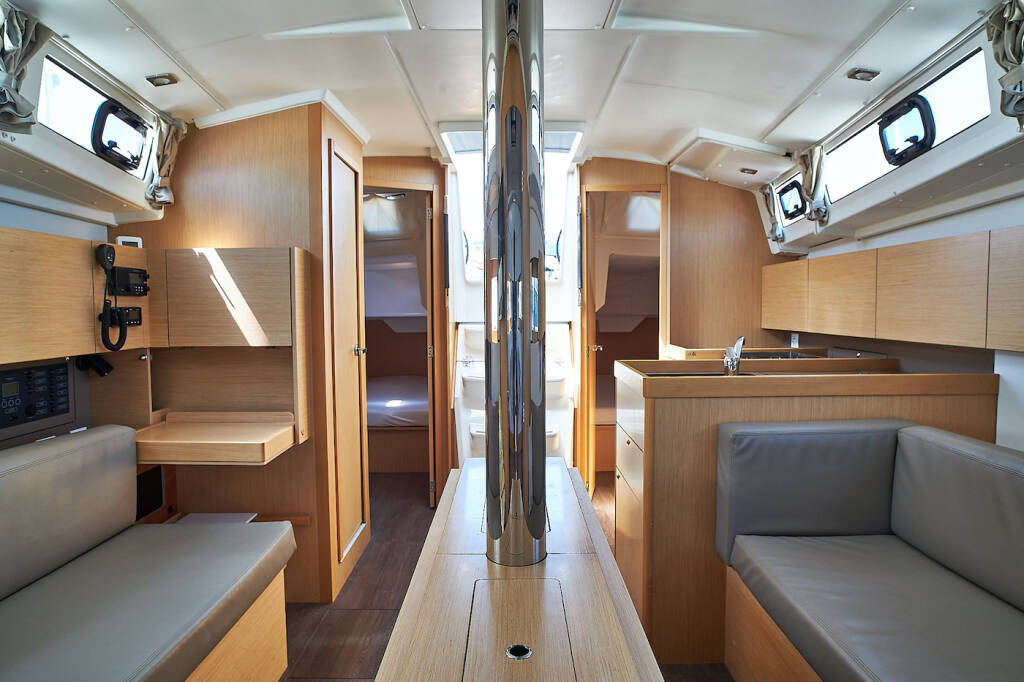 Oceanis 38.1 Mici