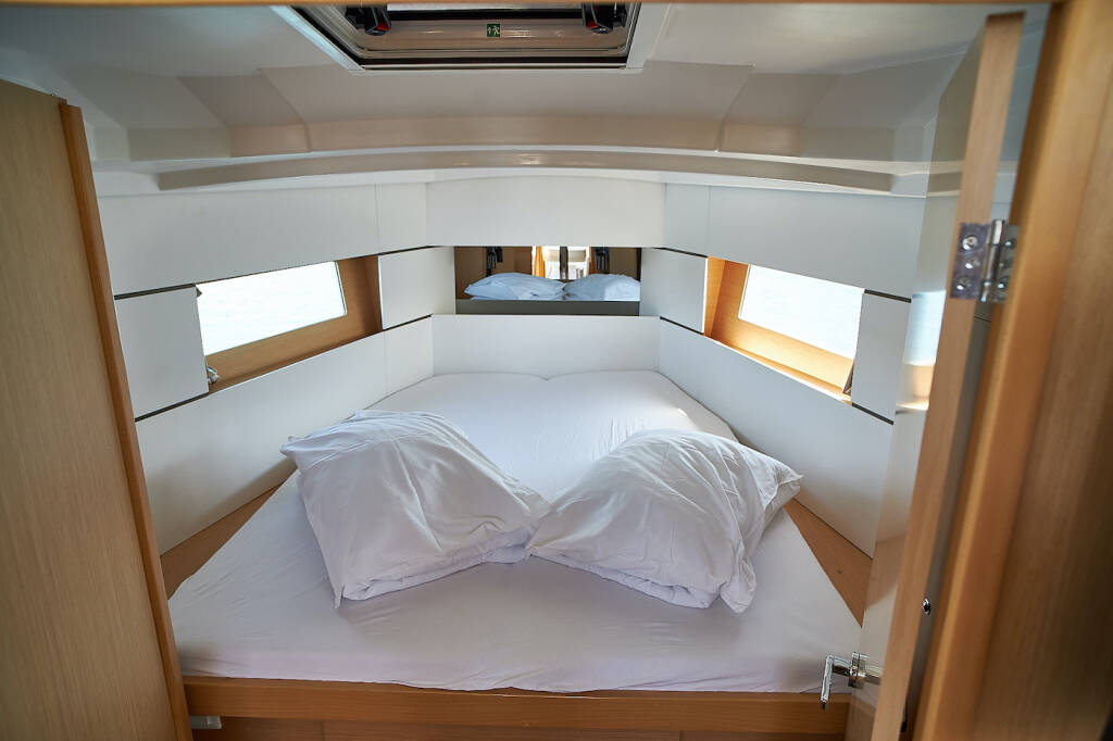 Oceanis 38.1 Mici