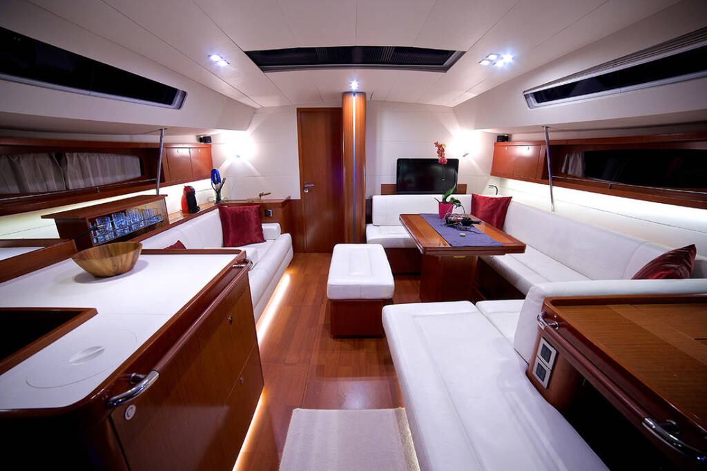 Oceanis 58 Queen Axiera