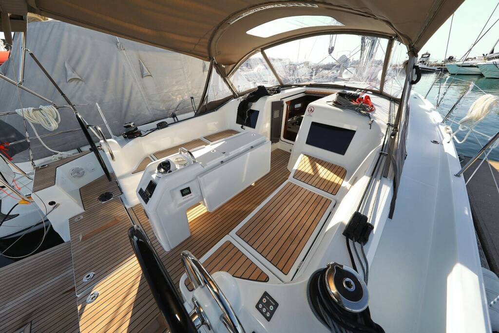 Sun Odyssey 410 Vague