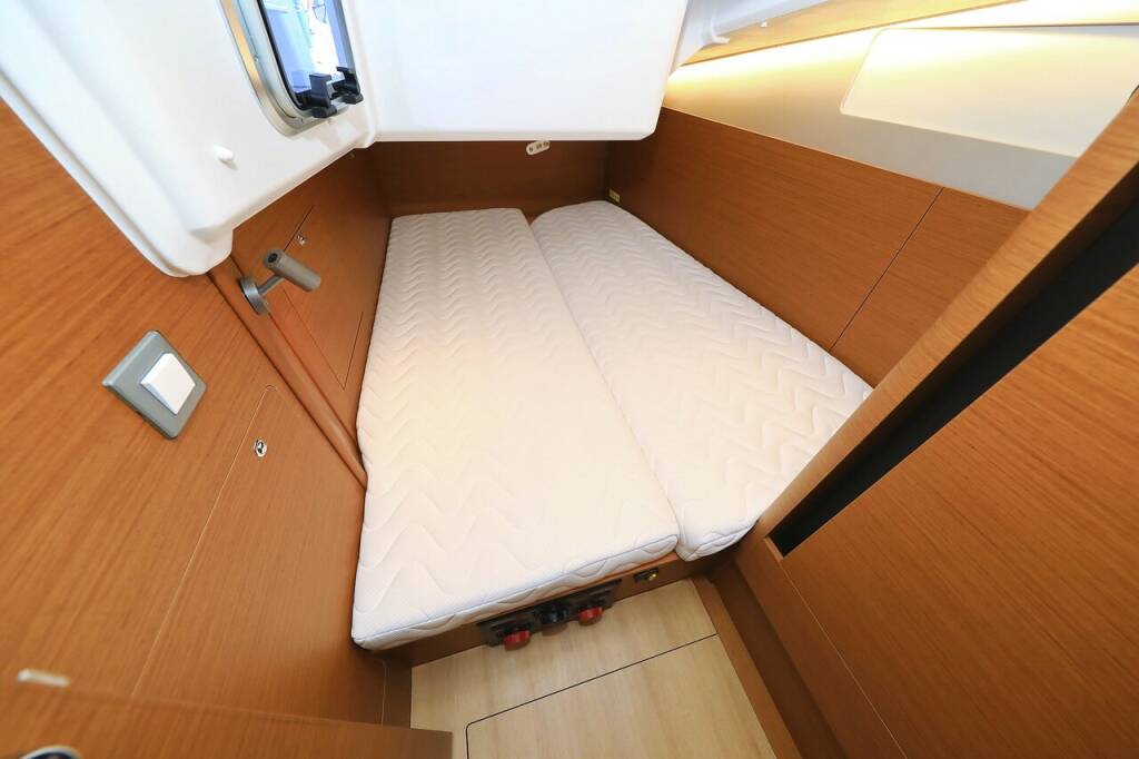 Sun Odyssey 410 Vague