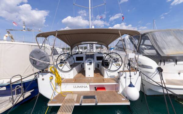 Sun Odyssey 410 Lumina