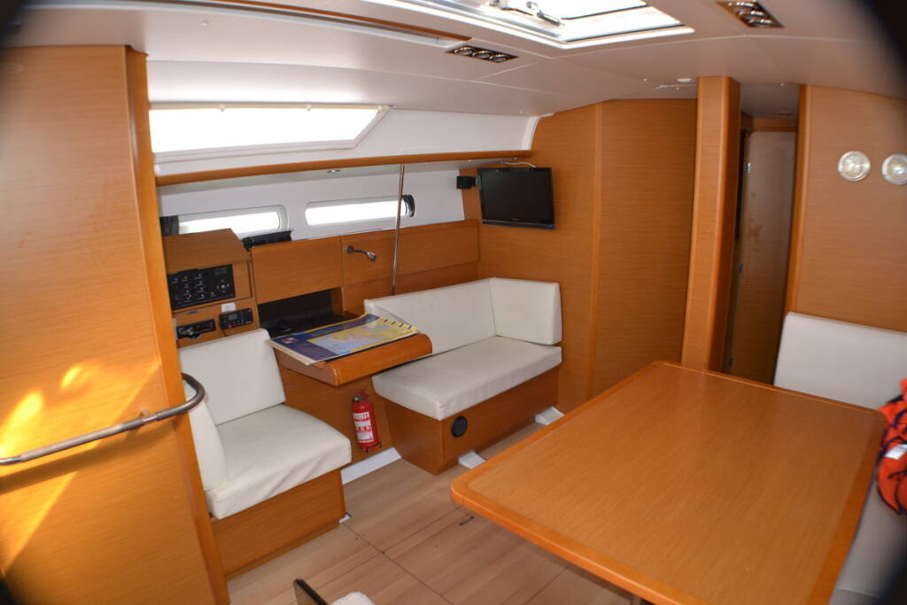 Sun Odyssey 439 Libera