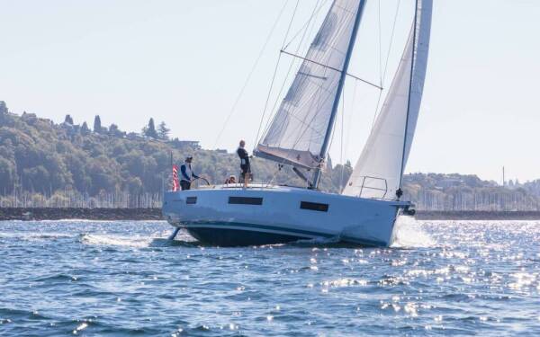 Sun Odyssey 440 Holiday Kiss
