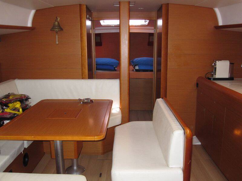 Sailing yacht Sun Odyssey 469* Trium