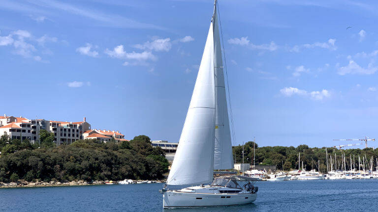 Sailing yacht Sun Odyssey 479 Vencel